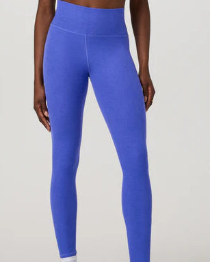 Clean Elevation Legging
