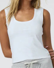 Halo Essential Scoop Tank